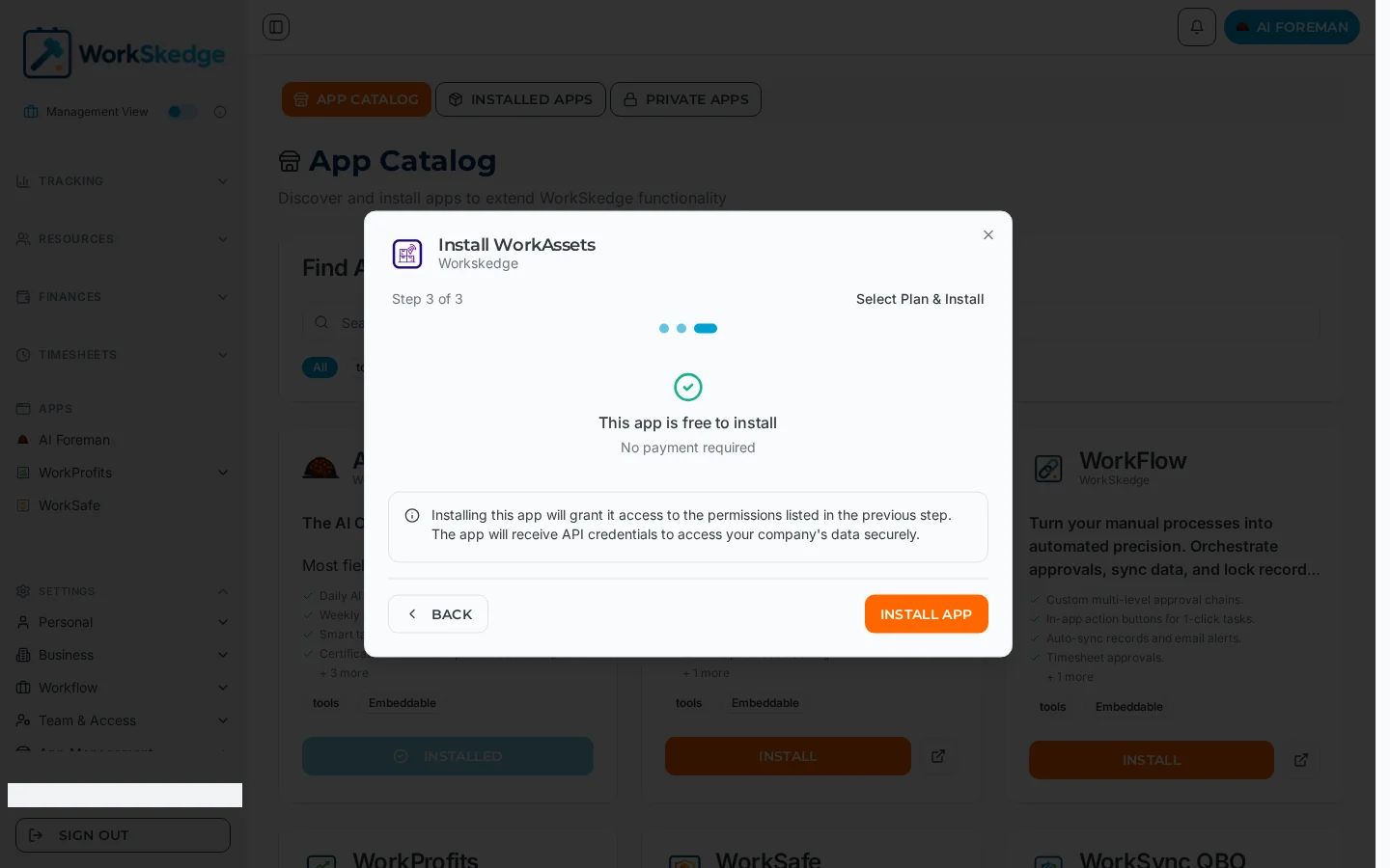 Step 3 of the install wizard, Select Plan and Install, showing the app is free to install and an Install App button